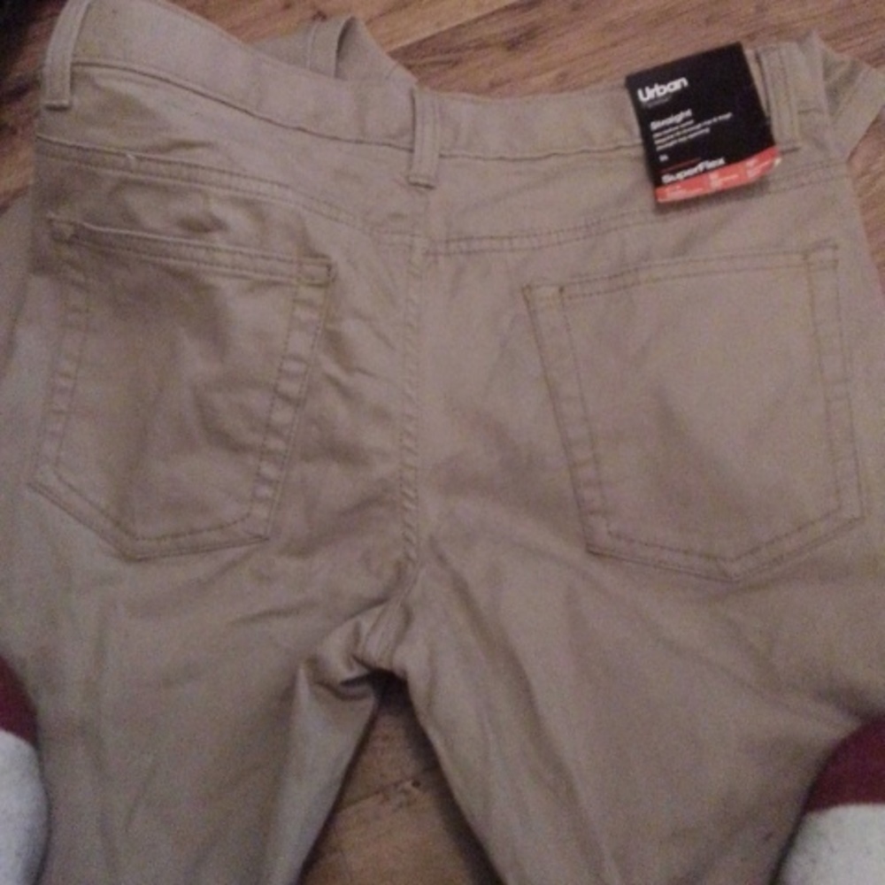 Jeans - Picture 3 of 4